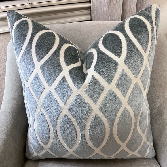 1-NWT CALDEIRA GEO DESIGN CUT VELVET
DECORATIVE PILLOW - Picture 3 of 9